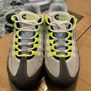 Nike Air Max 95 OG "Neon" - size 6.5